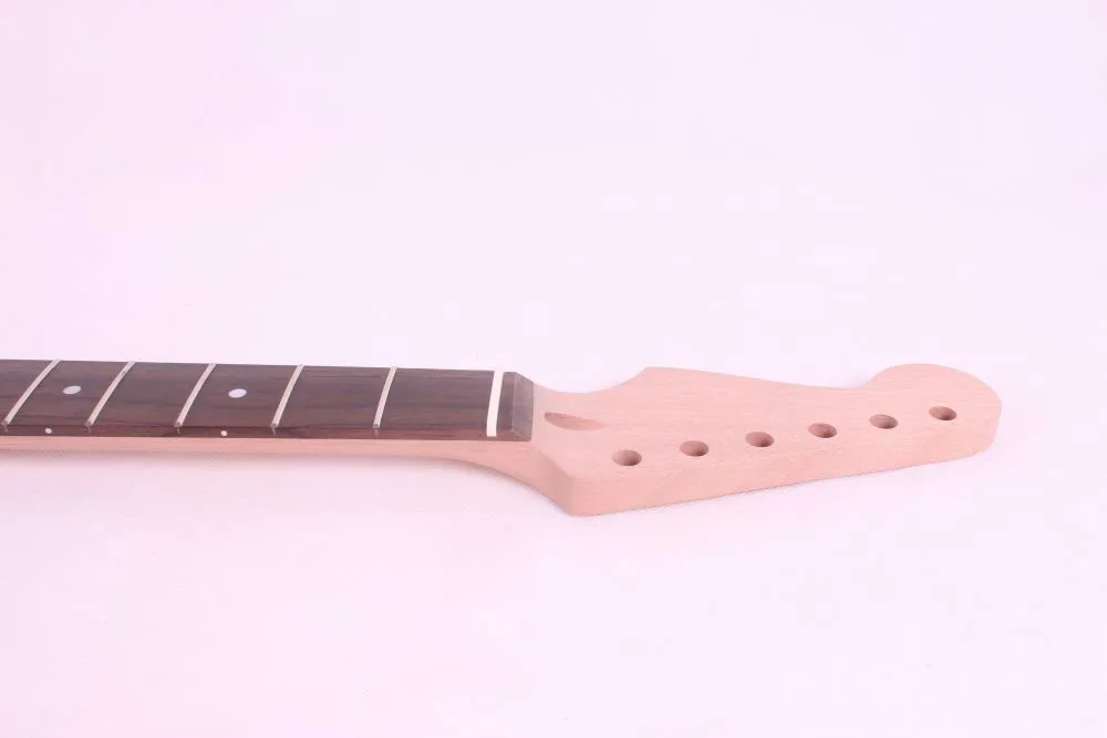 Одна левая незавершенная электрогитара Шея из красного дерева и палисандр болт