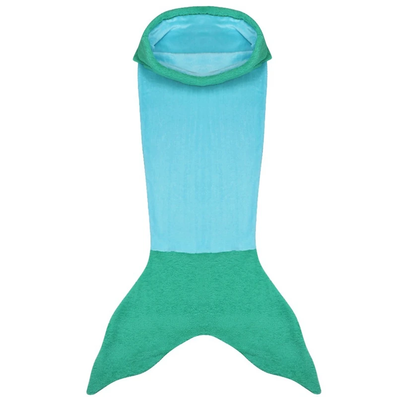 Детское трикотажное вязаное одеяло в виде хвоста русалки связанное крючком