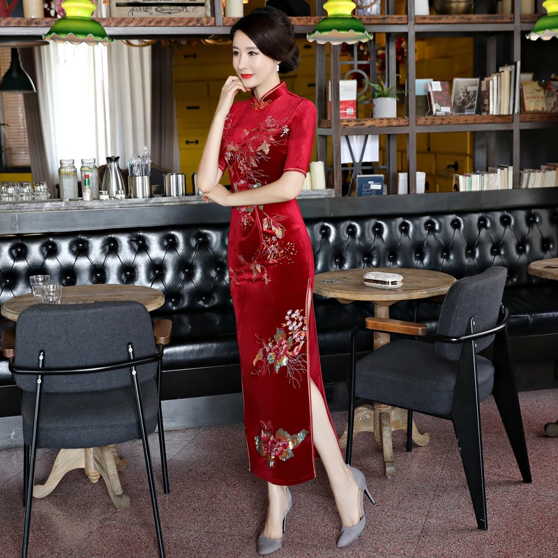 Шанхай история осень Бархат Qipao Цветочная вышивка китайское традиционное платье