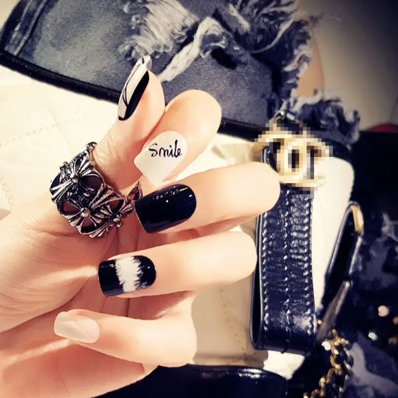 

24Pcs Short Acrylic Fake False French Nails Full Cover Finger Nail Art Tips Manicure