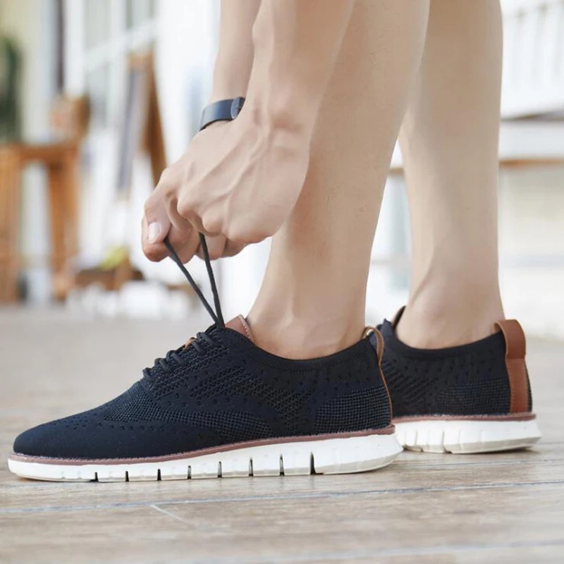 2019 New Bullock Men's Sneakers Ultra-Light Lace-Up Hollow Breathable Casual Shoes Knitted Mesh Large Size 38-46 Man Footwear | Обувь
