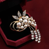 zoshi fashion jewelry high quality vintage gold brooch pins austria crystals imitation pearl flower brooch wedding accessories