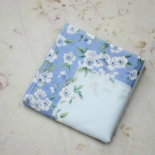 blue HMS 1pc 43x43cm Women Lady Girl Cotton Square Handkerchief Sweat Towel Printed Flower FM01 - Цвет: blue