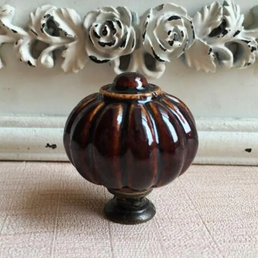 Ручки русальные керамические светло-зеленые с тыквой | Обустройство дома