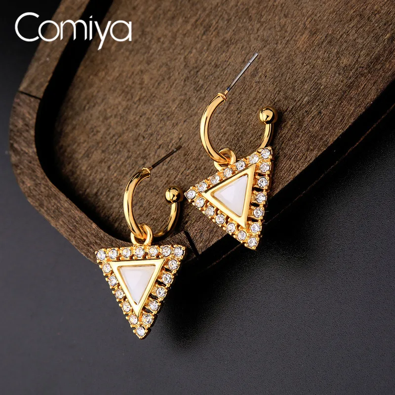 Comiya эффектные Висячие серьги для женщин золотого цвета камедь кристалл