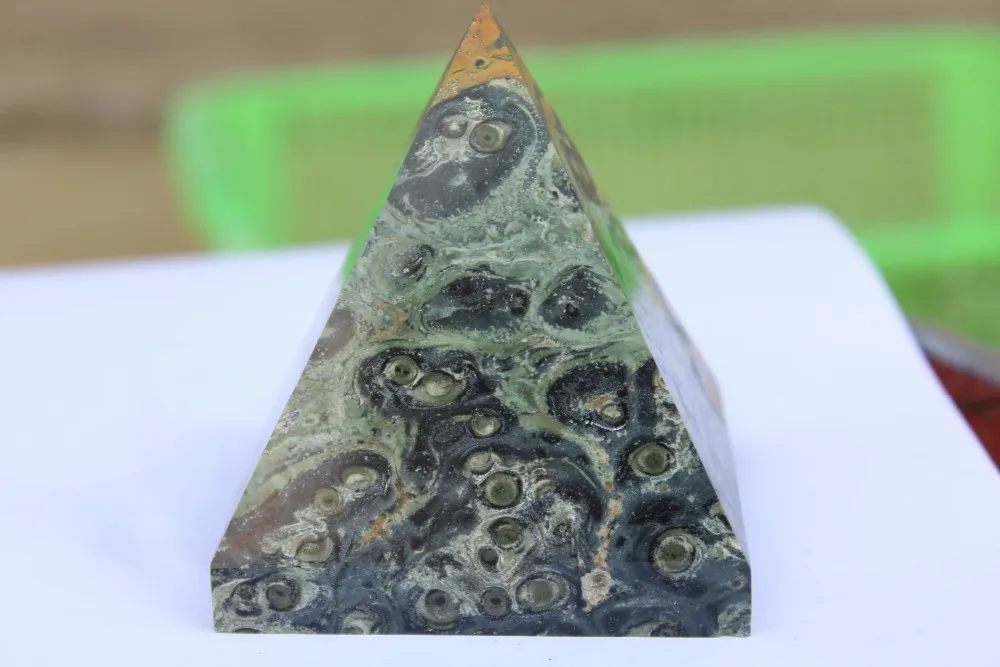 

natural peacock eye stone QUARTZ CRYSTAL pyramid POINT HEALING