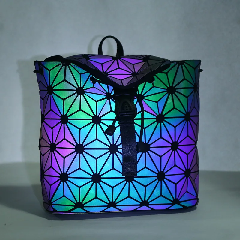 Новый Womendiamond кожаный полосатый Рюкзак Световой мешок цвет изменить ful прилив