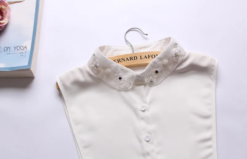 

Chiffon shirt collar fake fake autumn and winter female models embroidery turtleneck shirt and tie decorative cute doll collar