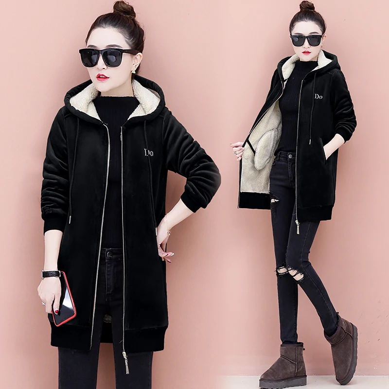 Женское бархатное пальто с капюшоном плотное золотистое большого размера