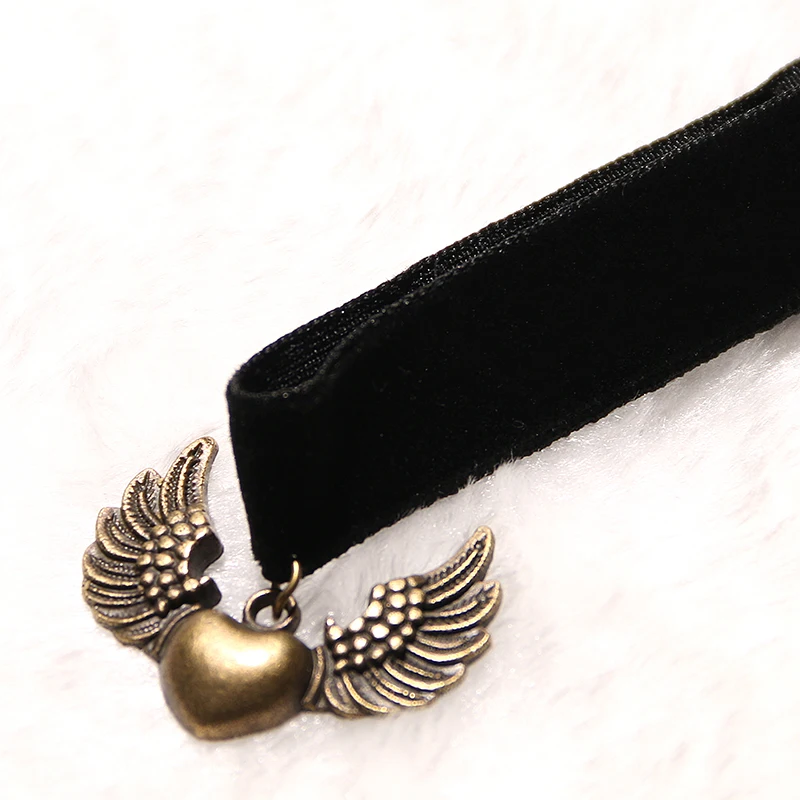 Женский широкий чёрный Бархатный чокер ожерелье ошейник|velvet chocker|heart pendant necklaceneck