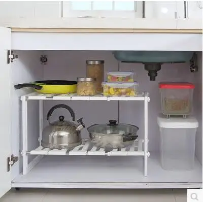 

Stainless steel retractable sinks are placed at the bottom of the sink