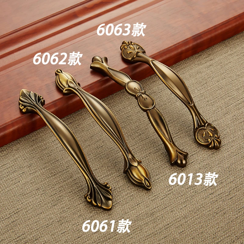 Желтые антикварные дверные ручки AOBT для кухонного шкафа Серебряная коробка