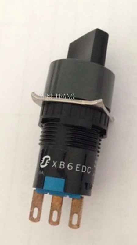 

Free shipping Push button switch XB6 Series XB6EDC XB6EAD221C XB6-EAD221C