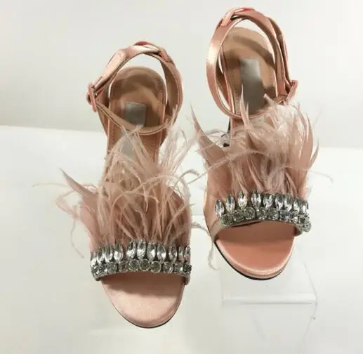 pink Модные кожаные женские босоножки; летняя Брендовая обувь на меху; фиолетовые босоножки на высоком каблуке со стразами и перьями; Свадебная обувь; sandalia feminina - Цвет: pink