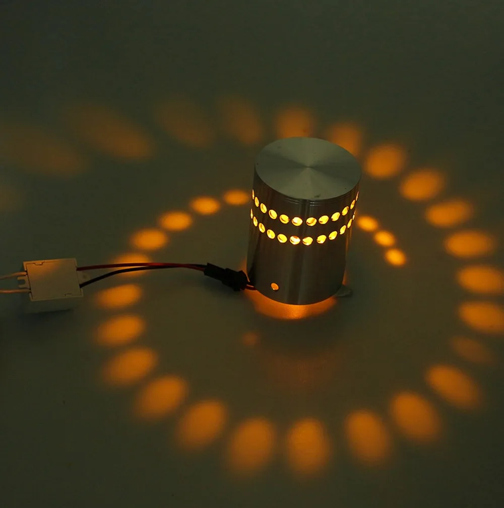 Современный артистичный светодиодный настенный светильник из алюминия AC85-265V