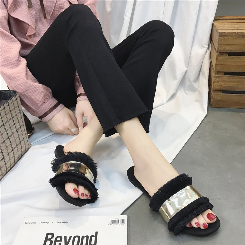 Пикантные шлепанцы на плоской подошве женская летняя обувь женские сандалии