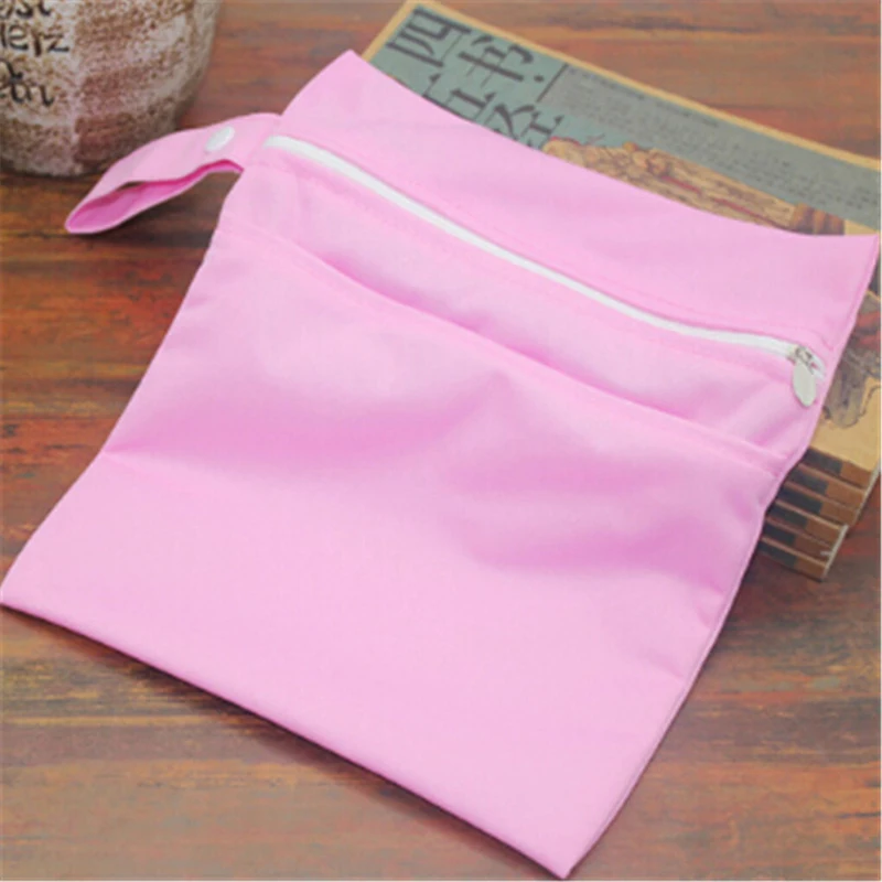 

Outdoor Travel Baby Newborn Kids Wipe Case Box Wet Wipes Dispenser Box Bag Eco-friendly Wet Paper Towel box