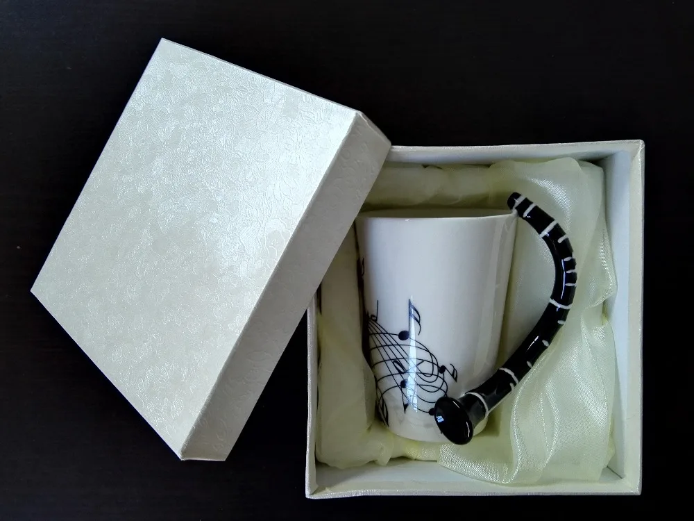 Novelty 220ml Clarinet Ceramic Cup Music Note Milk Juice Lemon Mug Coffee Tea Cup Christmas New Year Gift