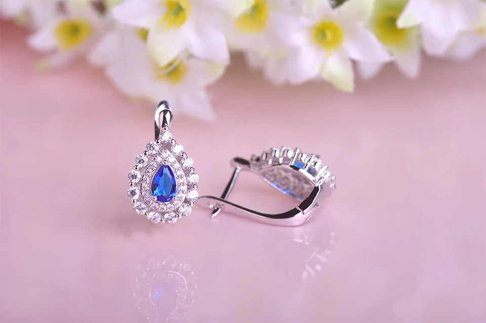 Blucome Классический Англия Крюк Капли Воды Серьги С Зелеными Камнями Для Женщин Позолоченный CZ Циркон Rhinestone Свадьба Joyas серьги с зеленым камнем Стразы безделушки прикольные серьги гвоздики брелок алмазная