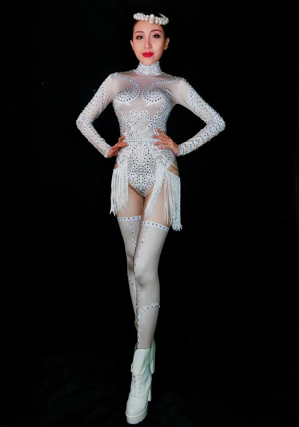 Белый кисточкой Блестящие кристаллы комбинезон с камнями сексуальный