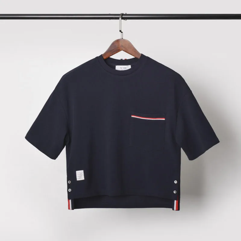 Женская футболка с коротким рукавом круглым вырезом и открытым животом|Футболки|