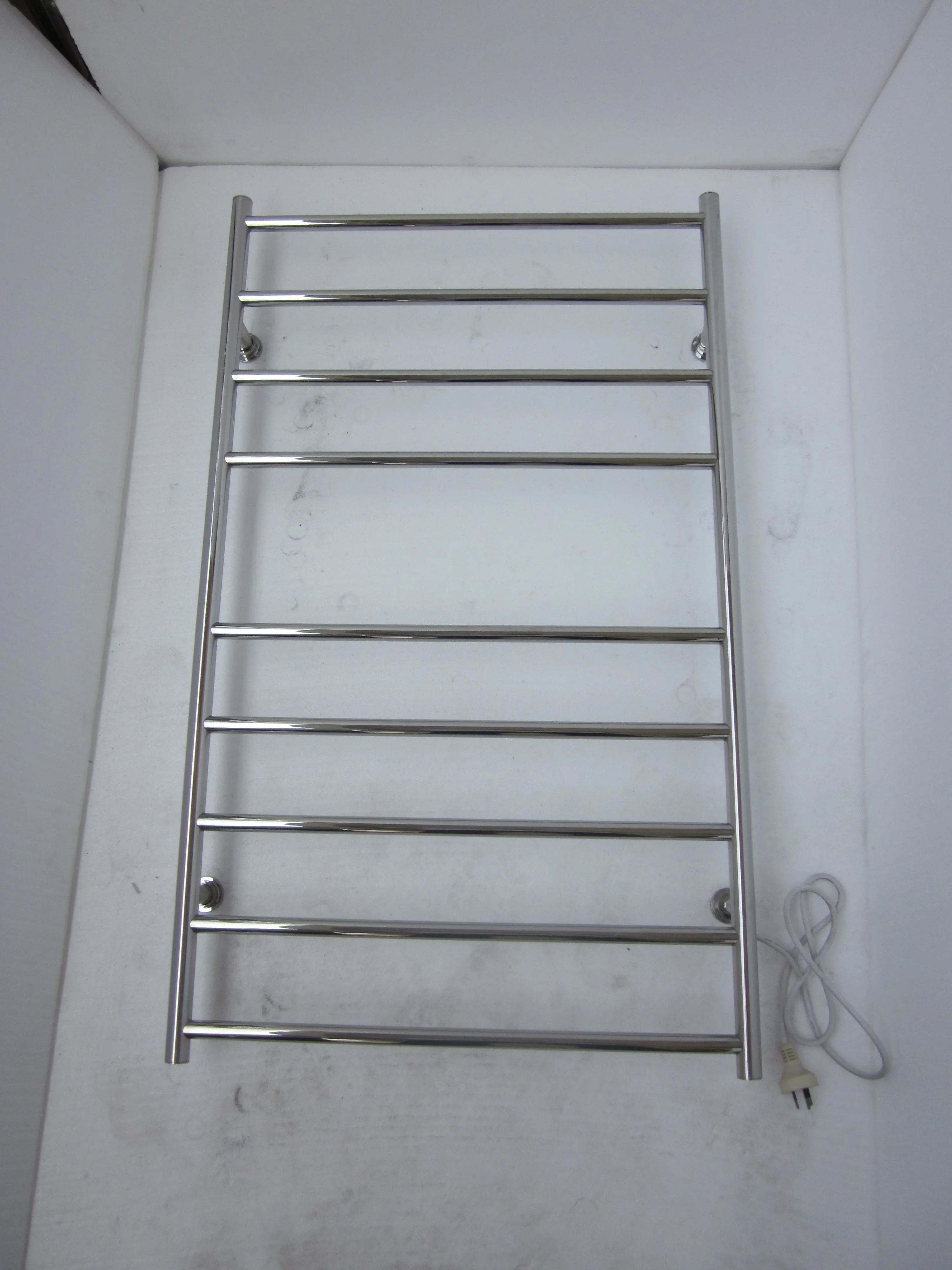Bathroom accessory ladder wall mounted heated towel rail towel warmer towel rack towel dryer with round bar HZ-928A