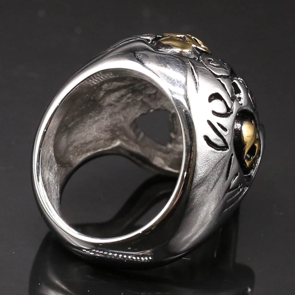 Мужское кольцо с черепами в стиле панк красными фианитами форме головы ювелирное