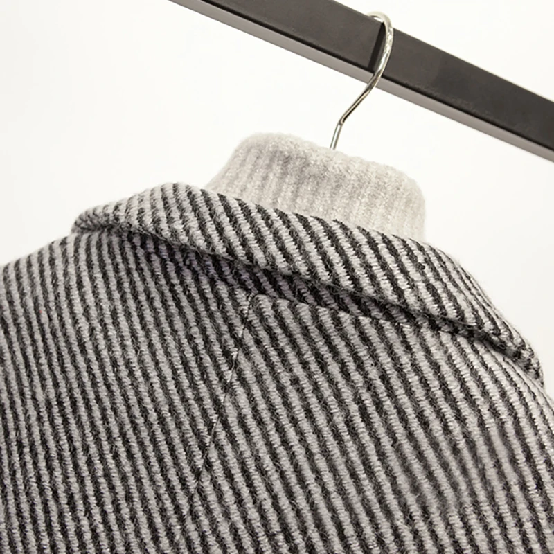 

QSC Long Wool Coats Women 2018 Winter Blends Plaid Coat Femal Thick Turn-Down Striped Printed Loose Fashionable Outerwear Gray