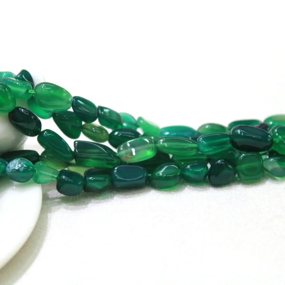 Оптовая продажа гравийная форма натуральный зеленый камень: агат 6 9 мм бисер для