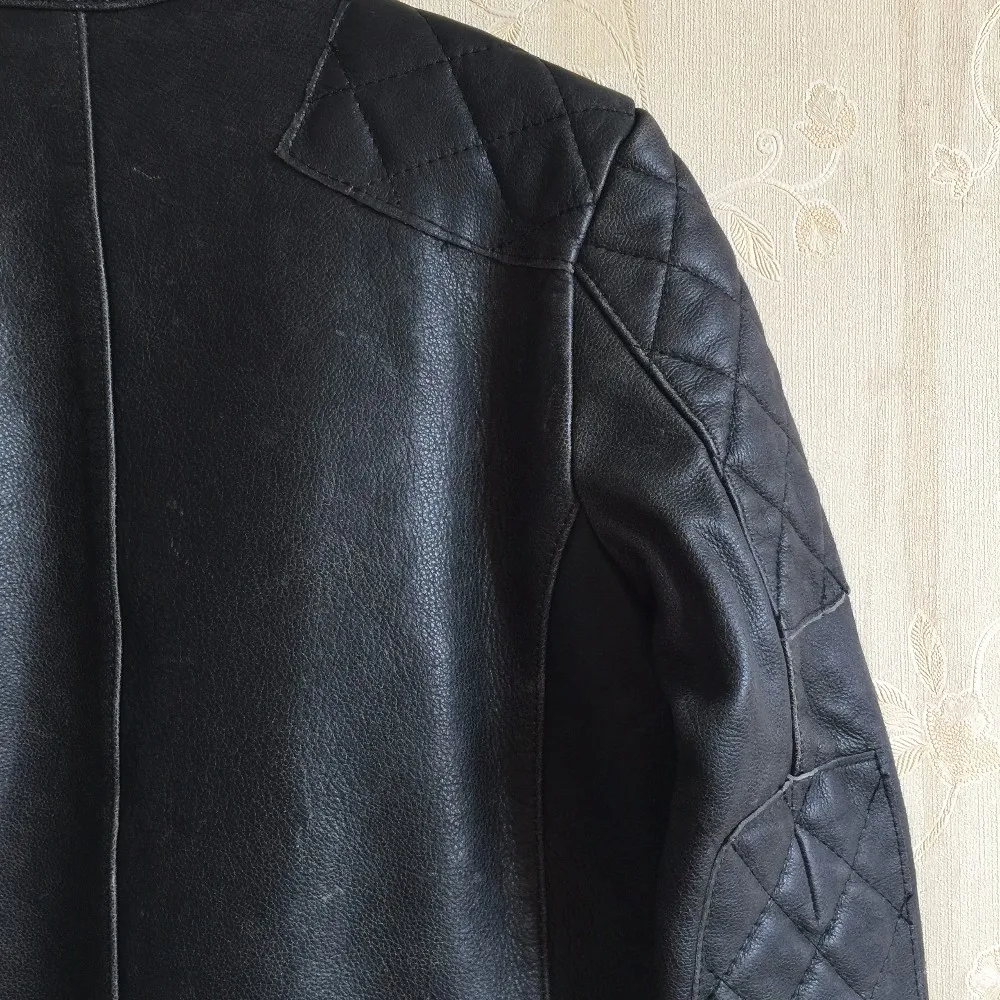Винтажная Черная Мужская Байкерская кожаная куртка размера плюс XXXL из натуральной воловьей кожи Зимняя облегающая кожаная мотоциклетная куртка
