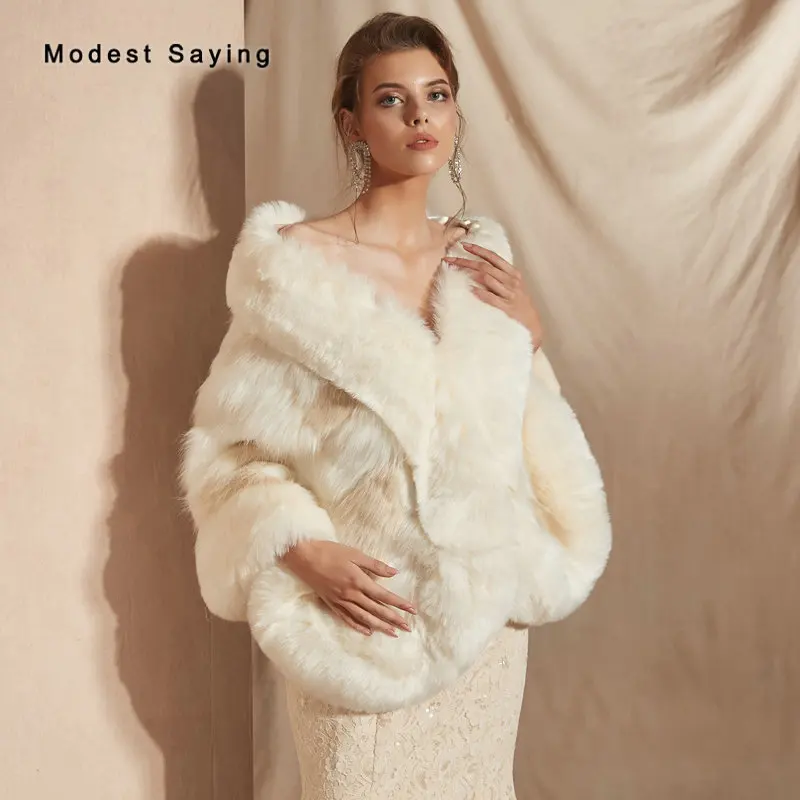 

Ivory and Champagne Faux Fur Wedding Shrugs 2019 Bridal Shawls Formal Women Evening Party Prom Stoles Wraps Wedding Accessories