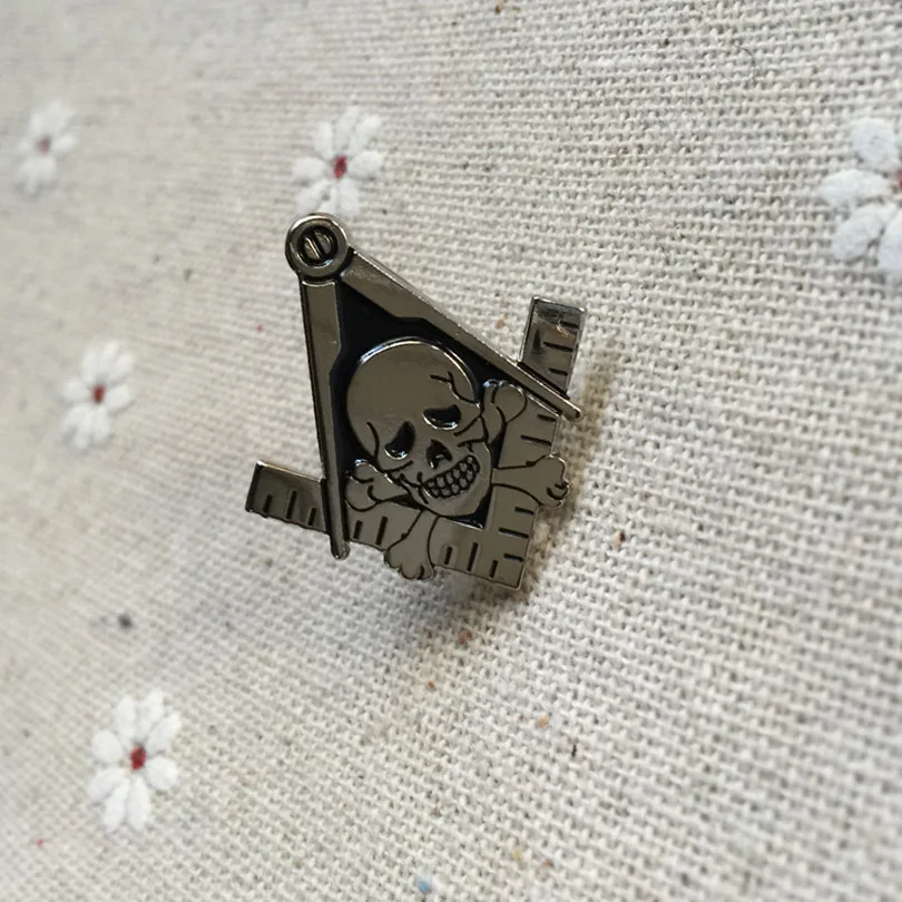 УГОЛЬНИК и циркуль нагрудные штыри вды сын свободные масоны скелетоны масонские