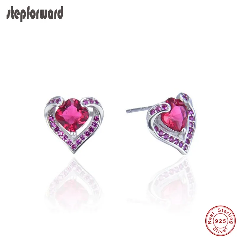 

Fashion European and American Style Girl Students Gift Silver Jewelry 925 Sterling Silver Love Heart Stud Earrings