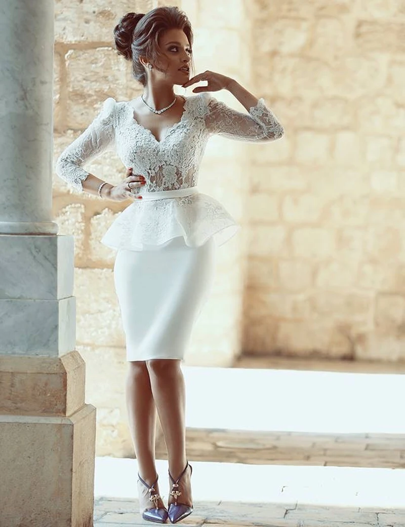 Vestido Де Фиеста 2017 Две Пьесы Колен Пром Dress with баски 3/4 Рукава V-образным Вырезом