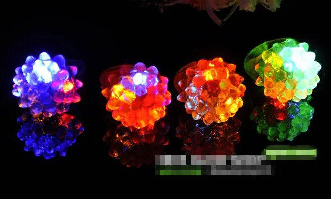 2017 Настоящее 100 шт./лот мигание Led ухабистое кольцо для вечеринки светящееся