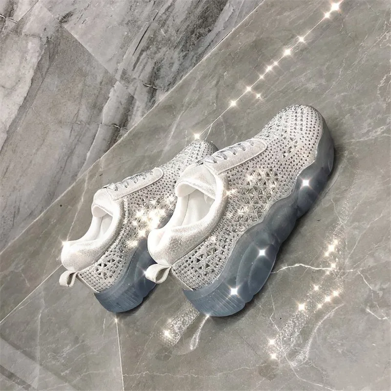 Повседневное обувь Bling Для женщин zapato de mujer кристаллы белые кроссовки на платформе без застежки; chaussures femme со стразами, из натуральной кожи; модная обувь