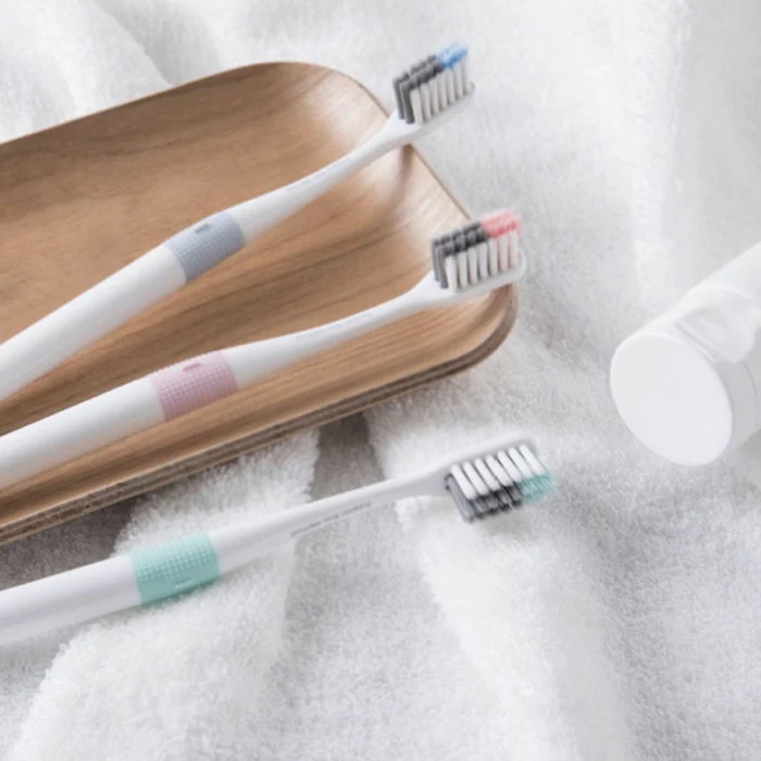 Xiaomi высокое качество DOCTOR-B Водонепроницаемый Портативный 4 шт./компл., что обеспечивает глубокое очищение кожи Зубная щётка гигиена полости рта электрическая зубная щетка, способный преодолевать Броды для взрослых для путешествий