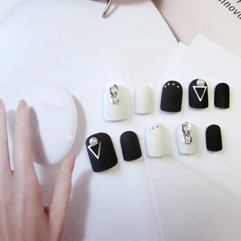 24 шт. черно белые матовые искусственные ногти с заклепками|Накладные ногти| |