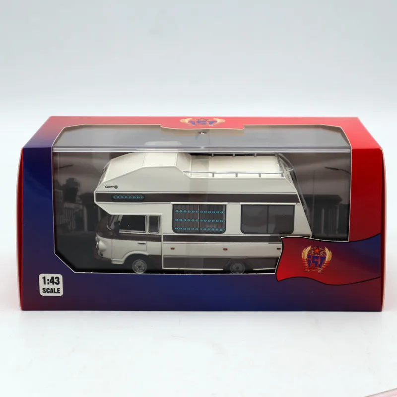 IXO IST 1:43 Barkas B1000 Wohnmobil 1973 белый IST297MR литые модели Ограниченная серия Коллекция игрушек автомобиль