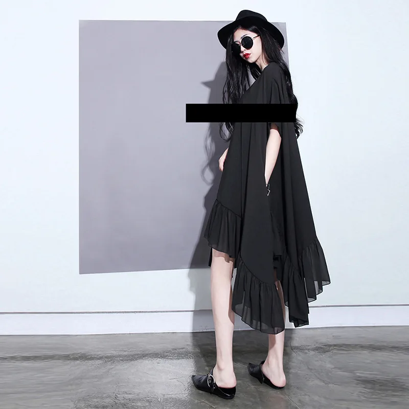 Женское шифоновое платье с оборками черное свободное плиссированное большого