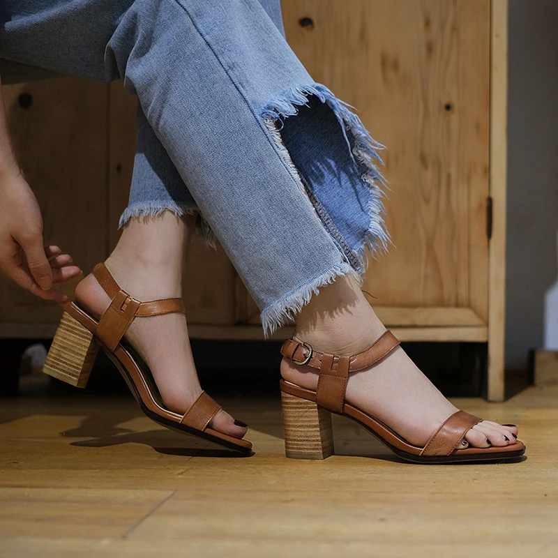 Сандалии женские из овечьей кожи на толстом высоком каблуке|Боссоножки и