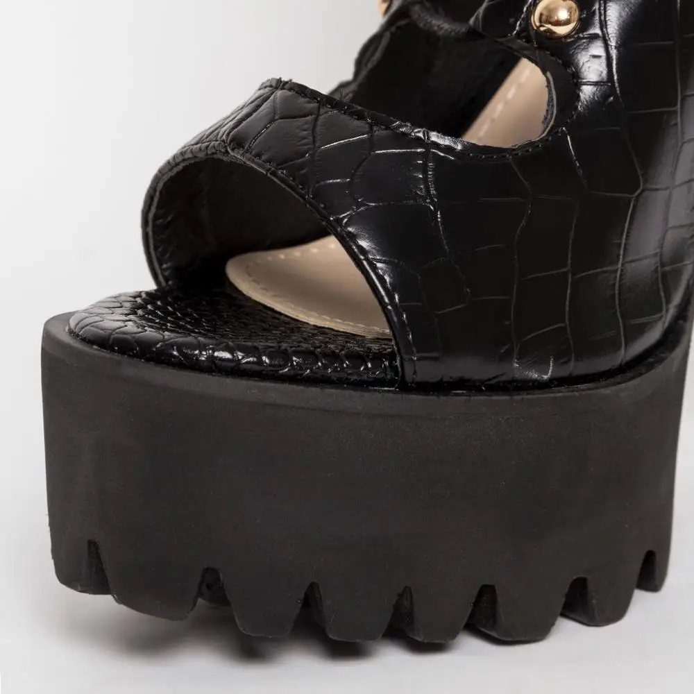 Новинка 2019 женские сапоги из искусственной кожи с перекрестной шнуровкой Сапоги