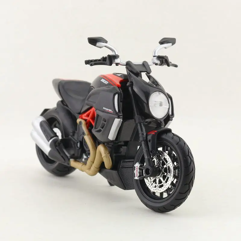 Набор моделей MaiSto из литья под давлением: модель мотоцикла Ducati 420el углеродного