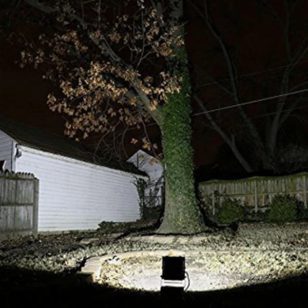 Светодиодный прожектор на солнечных батареях IP65 водонепроницаемый наружный