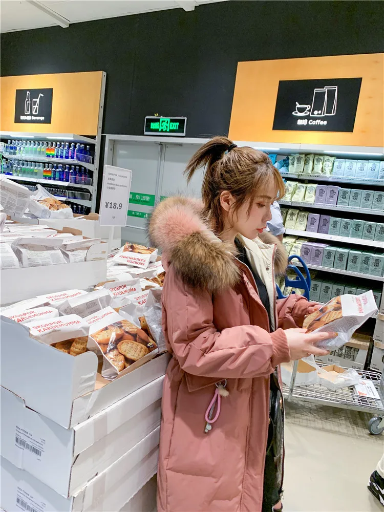 GBYXTY donsjas dames, воротник из меха енота, свободная пуховая куртка с капюшоном, зимний женский длинный пуховик и пальто ZA1568