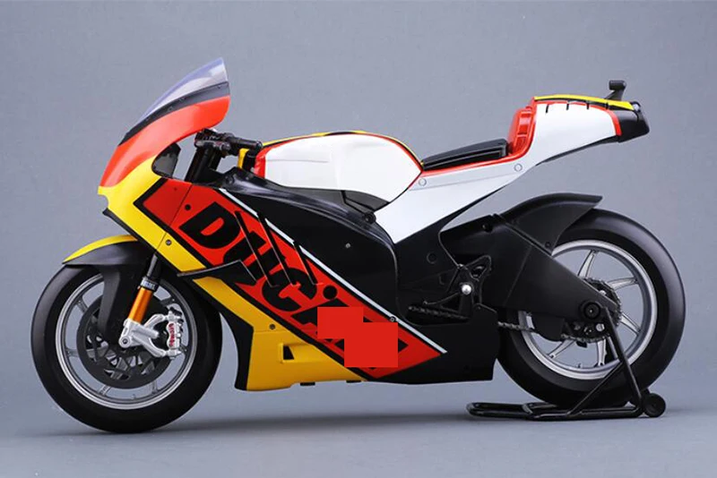 1:6 масштаб KTM Мотоцикл литье под давлением GP гоночные велосипеды уличные игрушки в форме мотоциклов подарок для экшн-фигуры сцена строительство дисплей