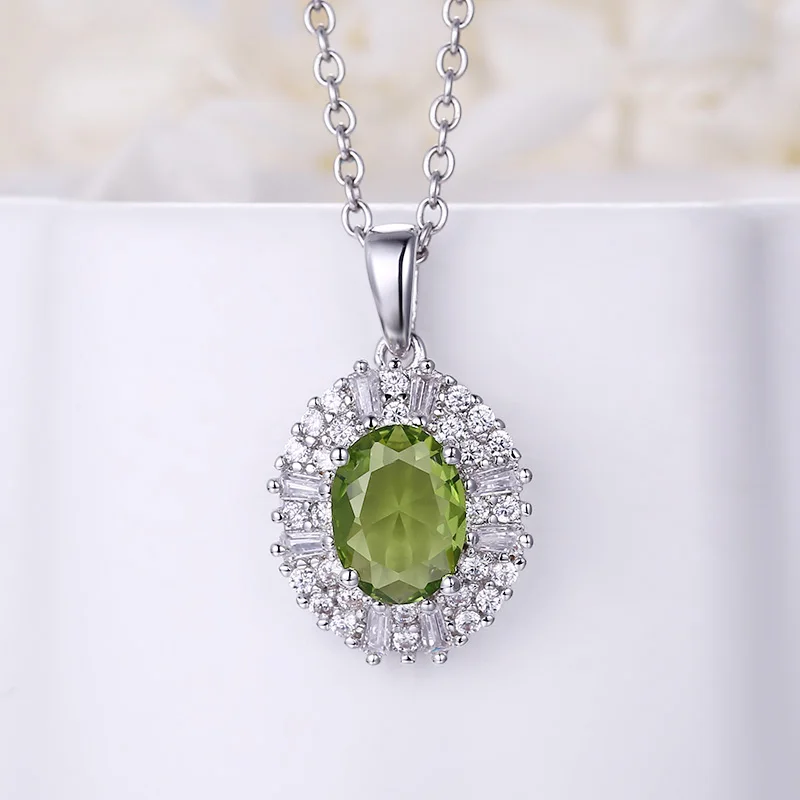 Серебряный кулон оливково зеленый основной камень & AAA кубический циркон