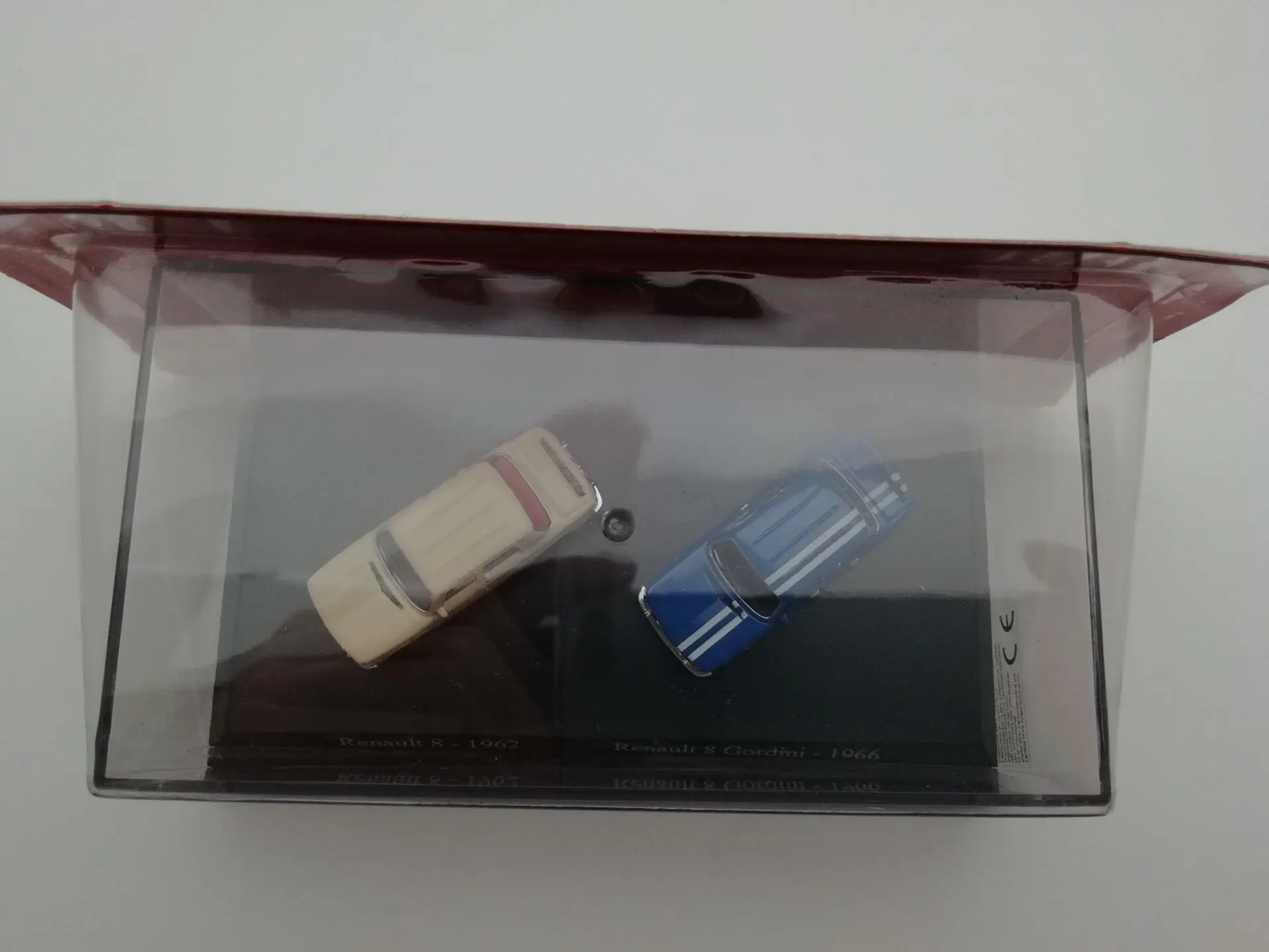 UH 1: 87 Renault 8 1962 Renault 8 Gordini 1966 игрушечный автомобиль игрушки для детей литая модель автомобиля подарок на день рождения