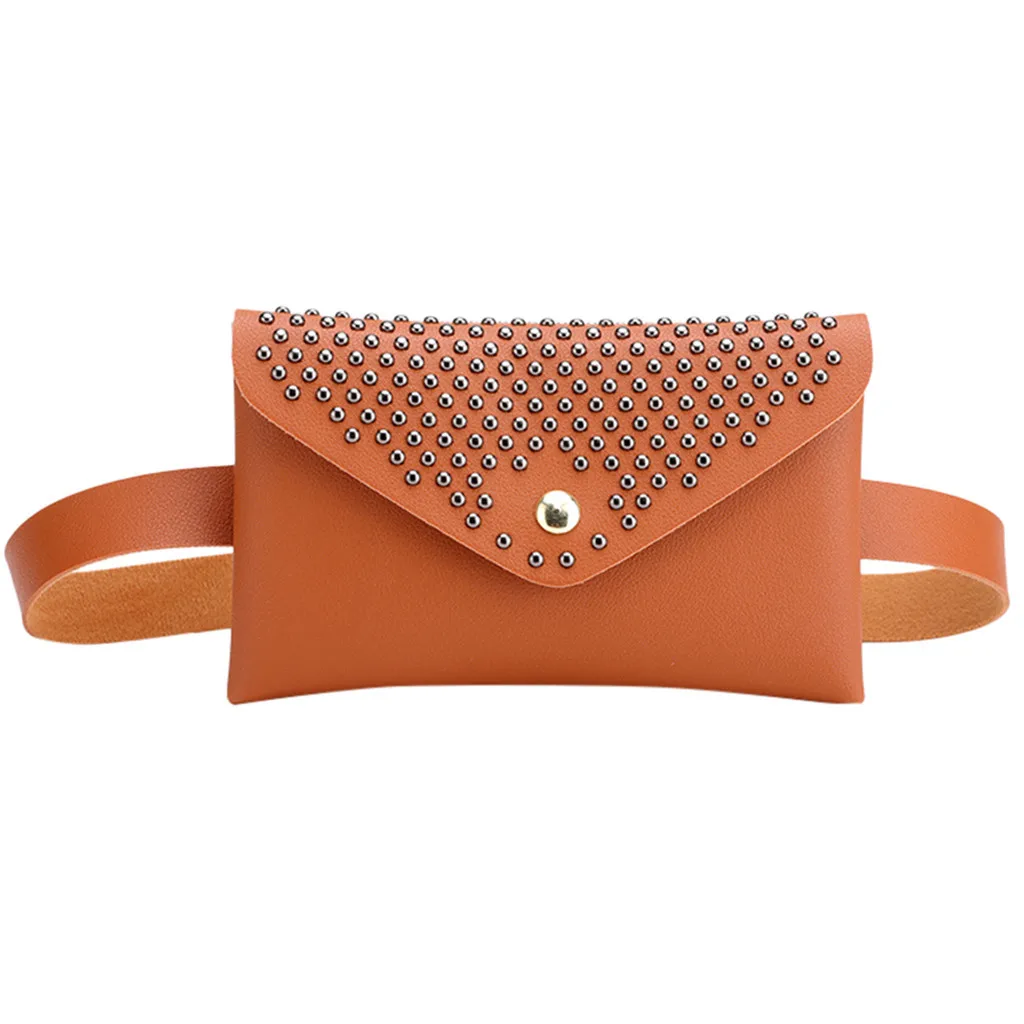 Модная женская уличная сумка-мессенджер с заклепками и застежкой однотонная