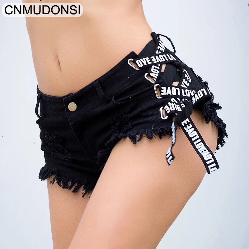 Женские джинсовые шорты летние черные белые рваные пикантные спандекс